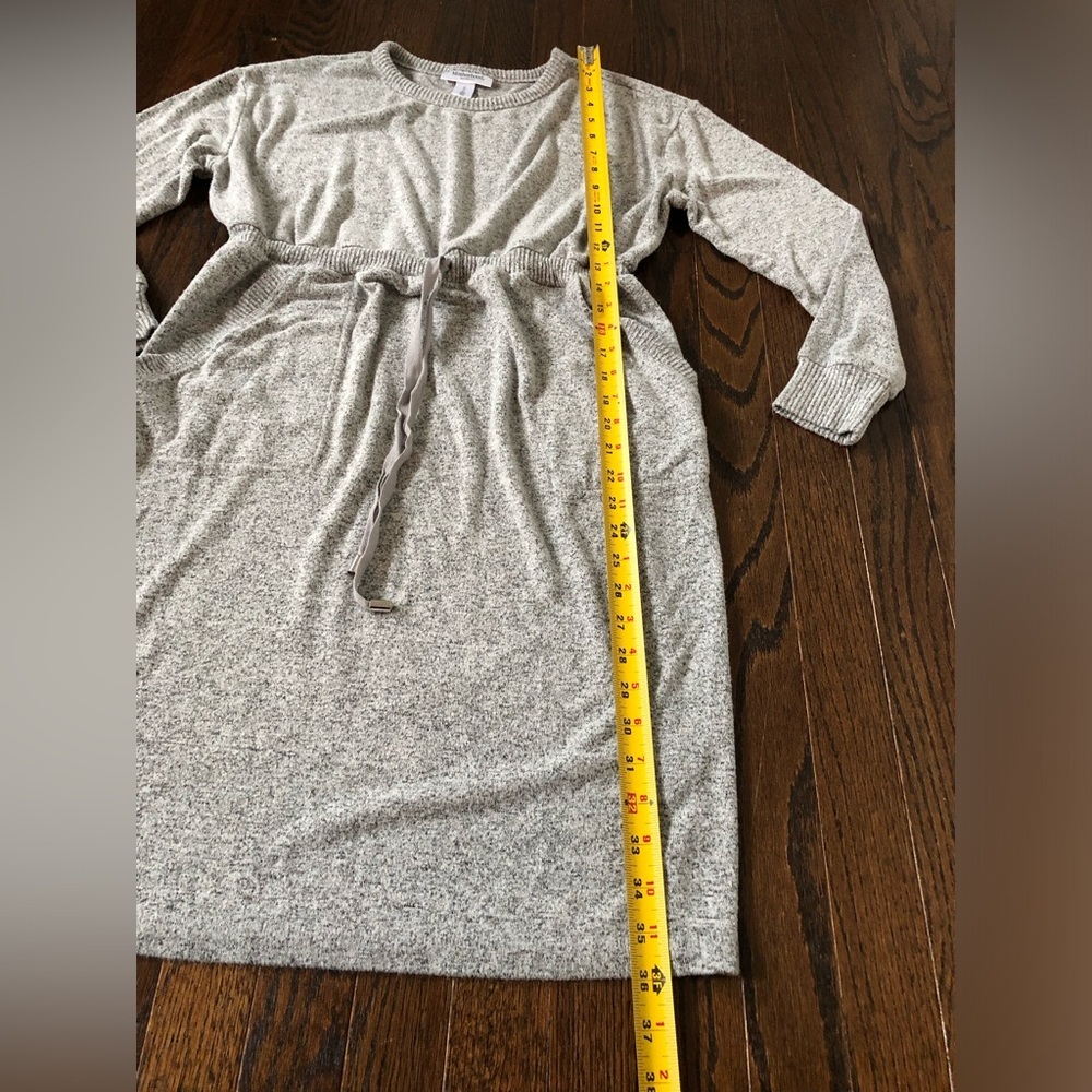Motherhood Maternity M Grey Long-Sleeved Tie-Waist Midi Sweater Dress w/Pockets - Picture 7 of 10
